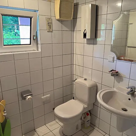 Gemuetliche Naehe Schloss Benrath & Rhein Urdenbach شقة *
